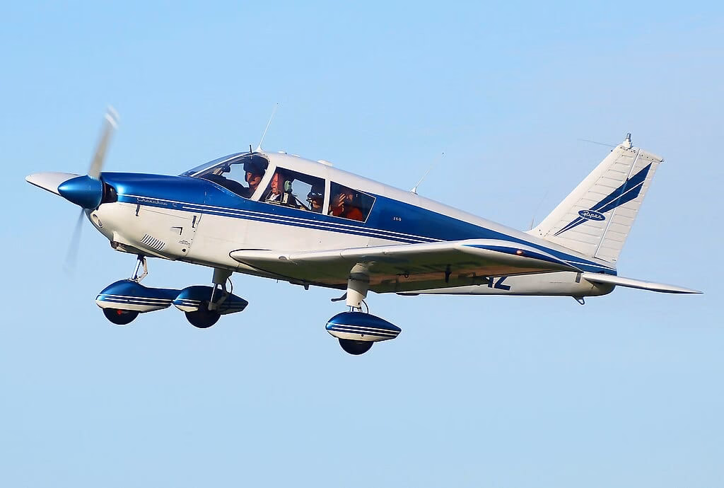 ¿Cómo se llama el avión que planea?