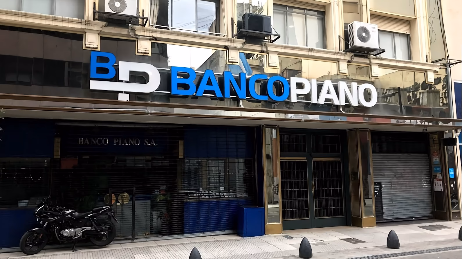 ¿Cuántas sucursales tiene el Banco Galicia?