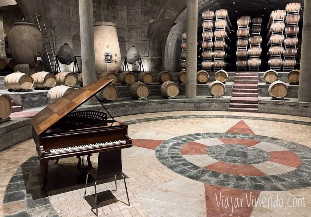 ¿Cómo se llama la bodega de Tinelli en Mendoza?
