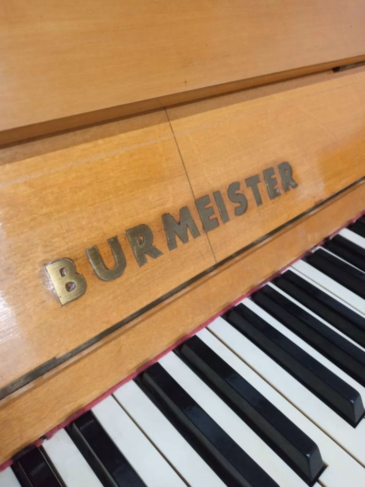 ¿Dónde se fabrican los pianos Pramberger?