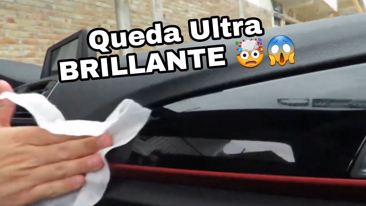 ¿Cómo puedo limpiar el acrílico negro?