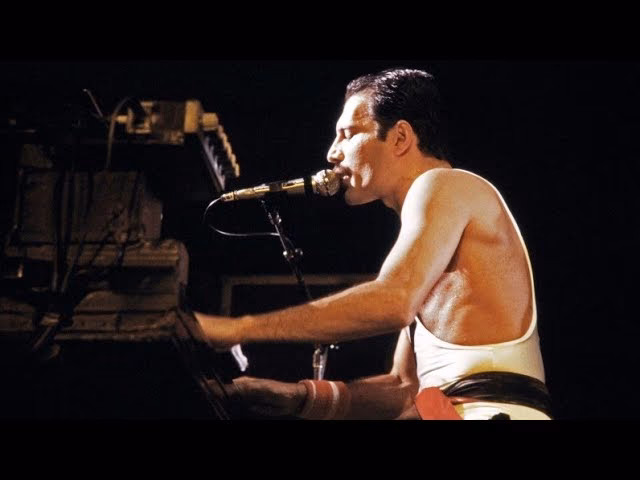 ¿Cómo aprendió Freddie Mercury a tocar el piano?