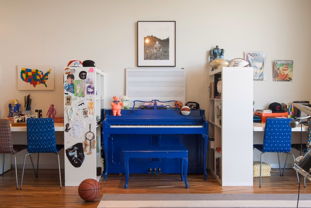 ¿Cómo amueblar una habitación con un piano?