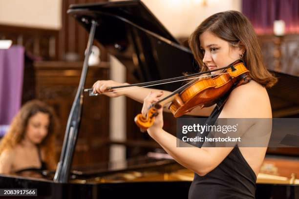 ¿Cómo se llama una orquesta de violines?