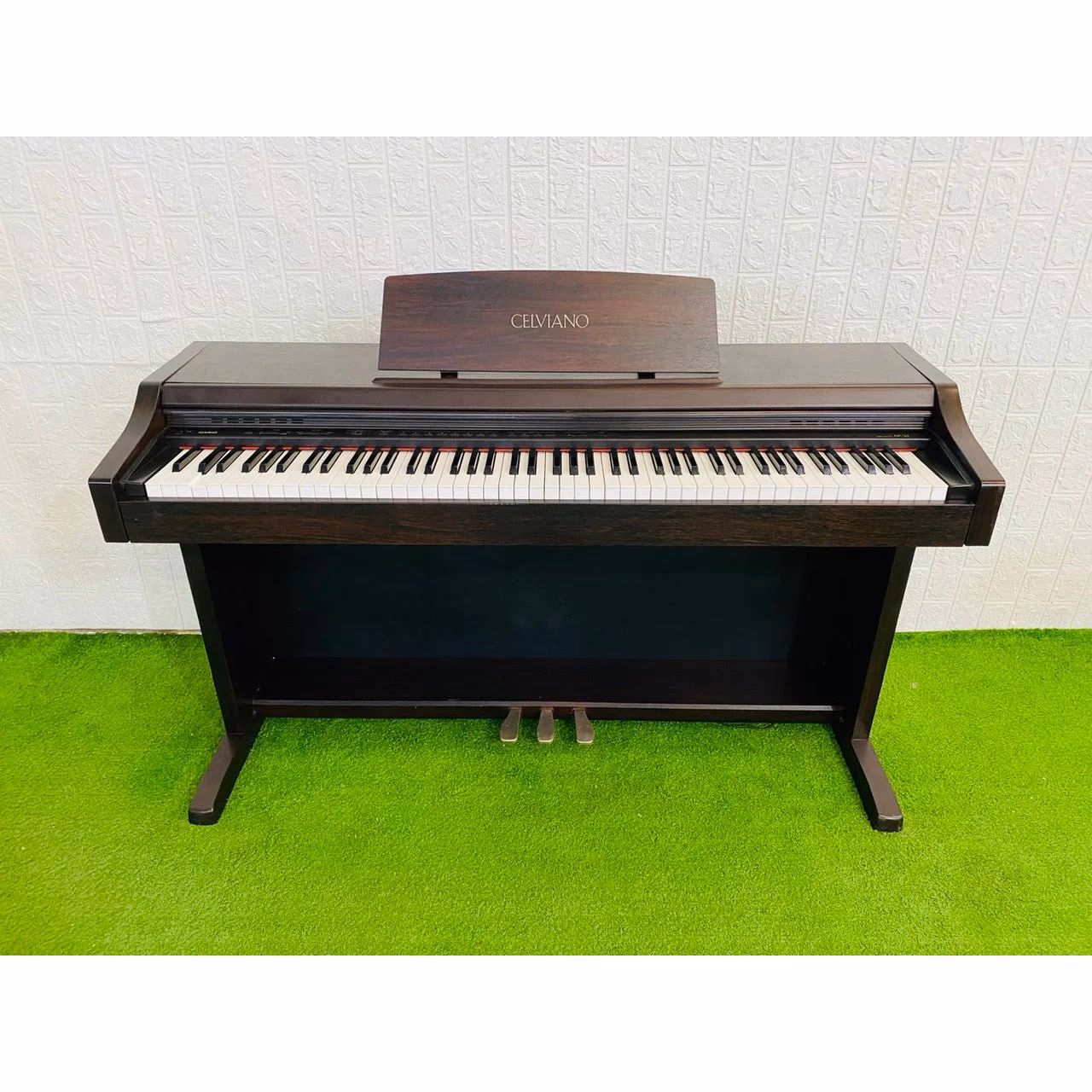 Is Casio a good electric piano?